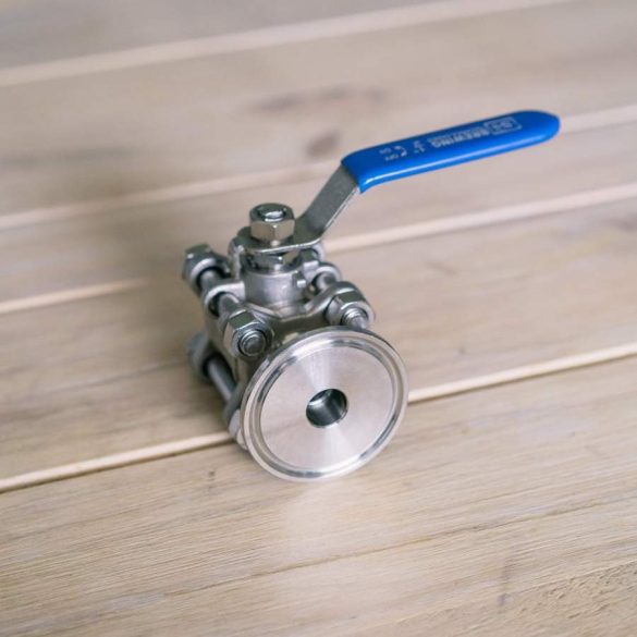 Ss Brewtech ™ gömbcsap 1,5 "TC - 1/2" anya NPT