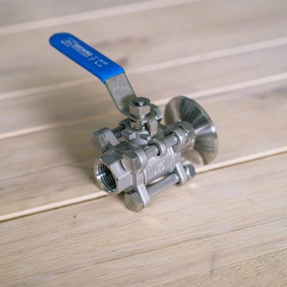  Ss Brewtech™ ball valve 1.5" TC to 1/2" female NPT 