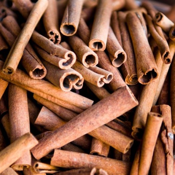 Cinnamon, whole - Cinnamomum cassia. 100g/pcs