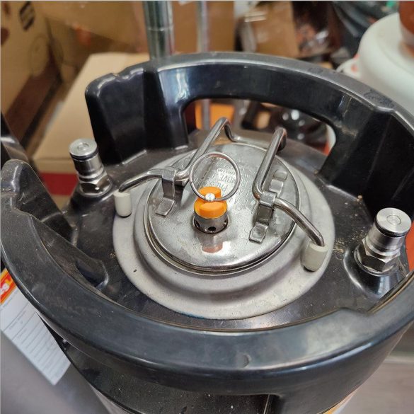 Cornelius típusú nyomáscsökkentő szelep (PRV) (SÁRGA 17 psi / 1,2 BAR)